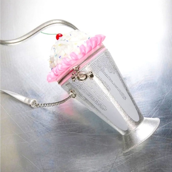 Betsey Johnson Handbags - 🍨 🍒 NWT Betsey Johnson Kitsch Shake It Up Silver Purse (in original plastic)